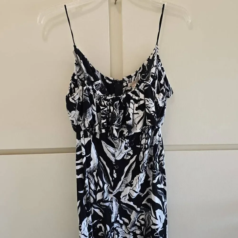 H and M black/ white floral jumpsuit, EUC, Sz. 8